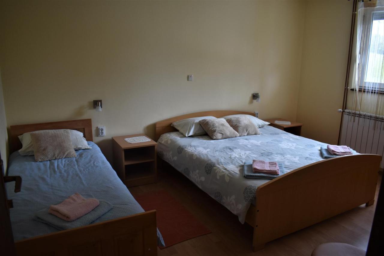 Apartments Sabljak Rakovica Ngoại thất bức ảnh