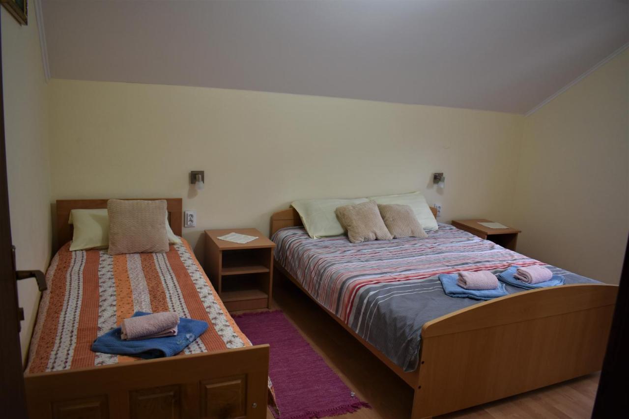Apartments Sabljak Rakovica Ngoại thất bức ảnh