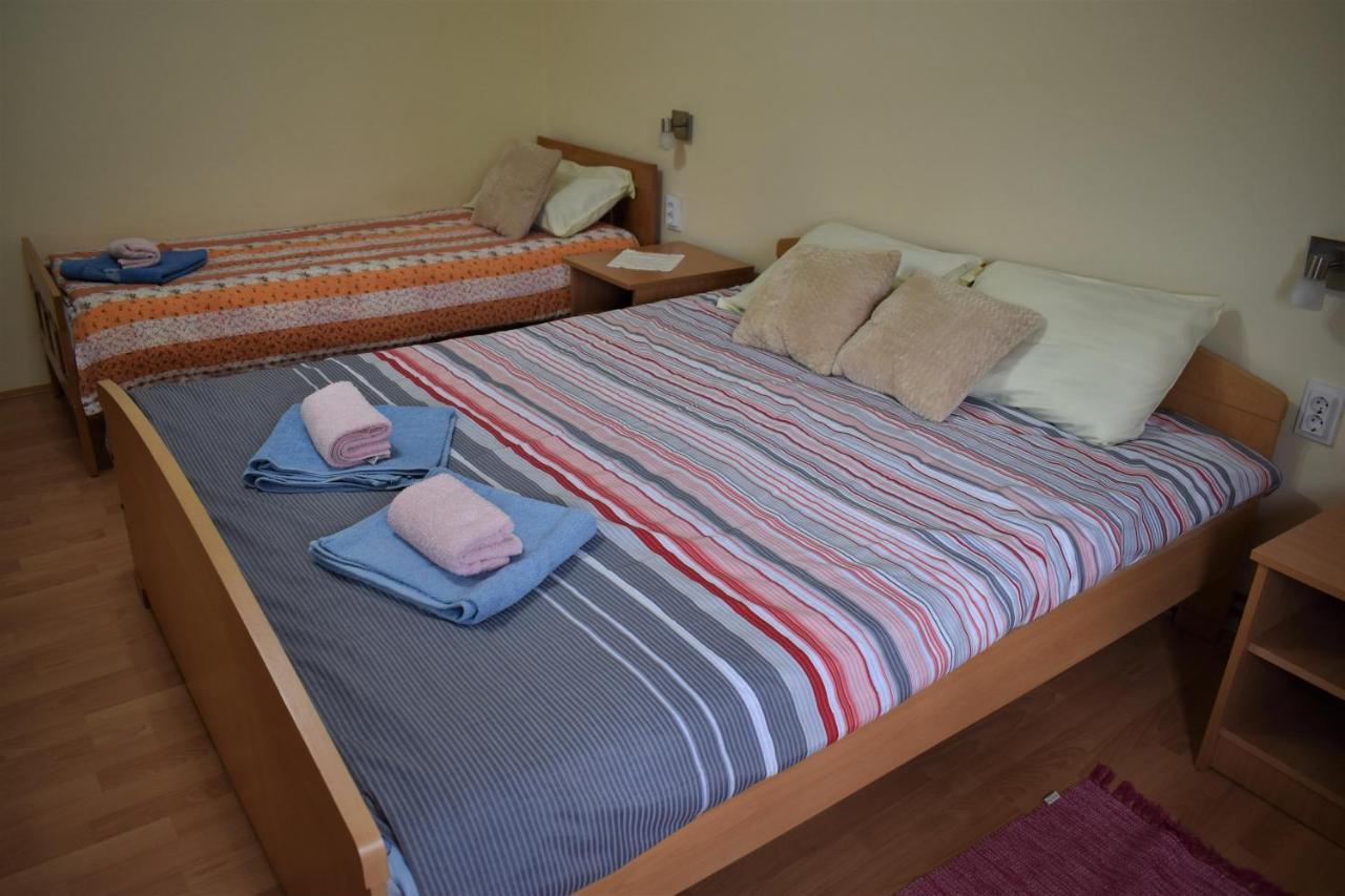 Apartments Sabljak Rakovica Ngoại thất bức ảnh